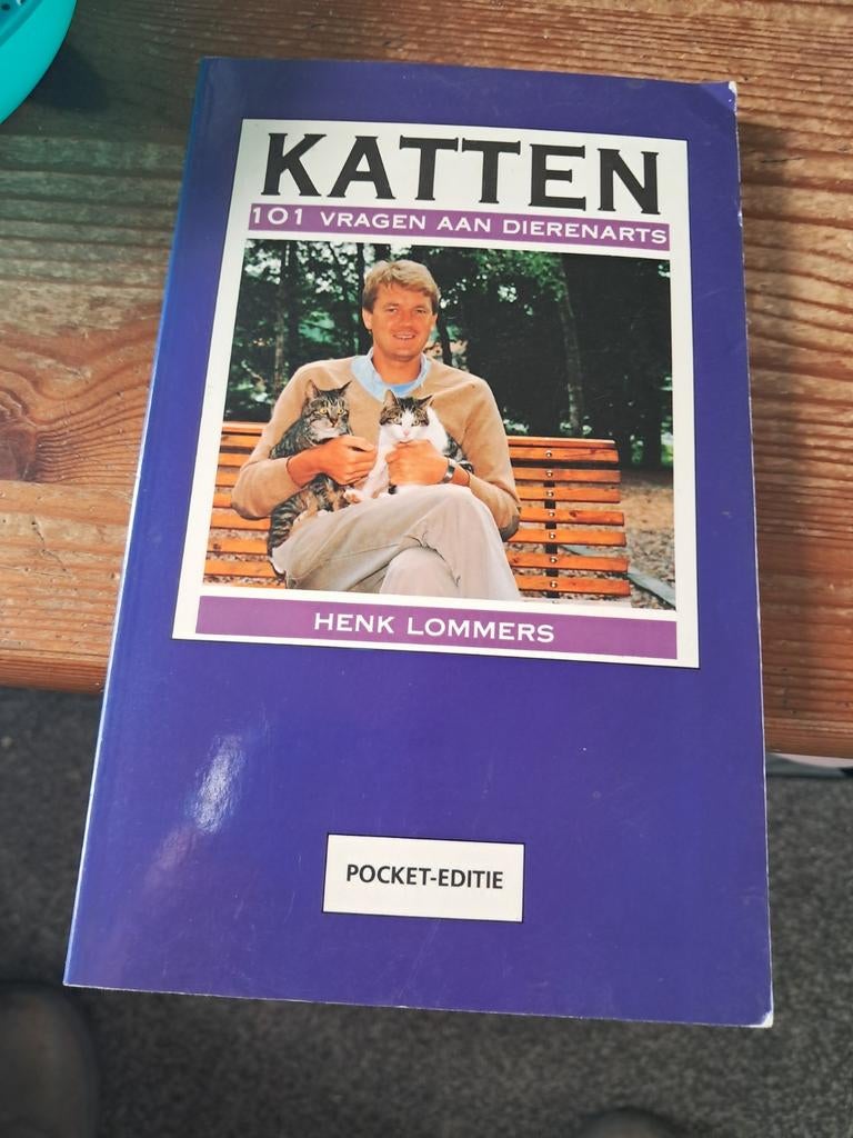 Katten 101 vragen aan dierenarts henk lommers, Boeken, Ophalen, Gelezen, Katten