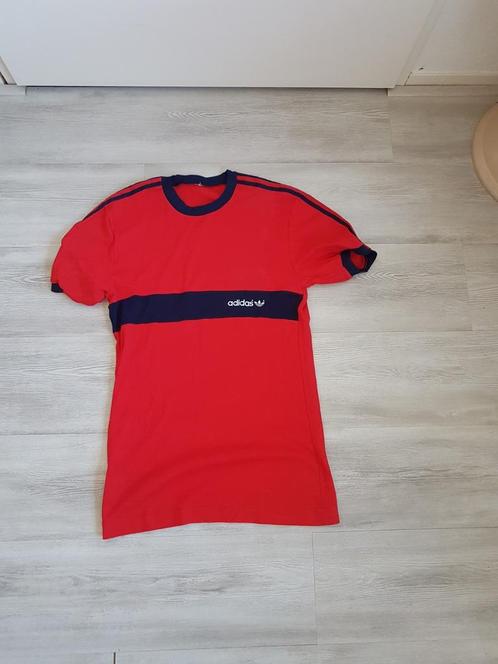 Vintage adidas shirt jaren 80 maat s, Kleding | Heren, T-shirts, Gedragen, Maat 46 (S) of kleiner, Rood, Ophalen of Verzenden