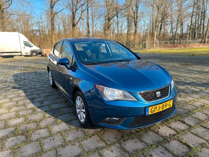 Seat Ibiza 1.2 63KW 5DRS 2013 Blauw, Auto's, Seat, Particulier, Ibiza, Benzine, Hatchback, Handgeschakeld, Geïmporteerd, Blauw