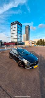 Renault Clio Turbo 200pk EDC S&S 2016 Zwart, Auto's, Zwart, 4 cilinders, Zwart, Particulier