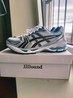 ASICS x JJJJound Gel-Kayano 14 Baby Blue - Maat 44 Nieuw, Kleding | Dames, Ophalen of Verzenden, Nieuw, Blauw, Sneakers of Gympen