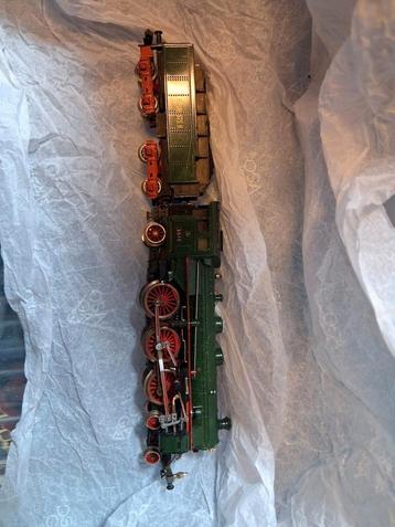 Te koop mooie n spoor locomotief beschikbaar voor biedingen
