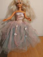 Barbie Teresa jurk "Swan Lake", Verzamelen, Poppen, Ophalen of Verzenden, Gebruikt, Kleertjes