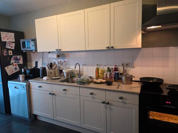 Bruynzeel keukendeurtjes mooie kleur crèmekleu zacht vanille, Huis en Inrichting, Keuken | Complete keukens, Enkelwandige keuken