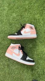 Jordan 1 Mid Crimson Tint White / Black / Pink, Zo goed als nieuw, Sneakers of Gympen, Ophalen, Nike / Jordan