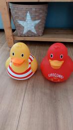 2 grote badeenden 25 cm voor 8 €, Ophalen