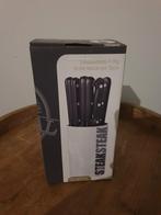 Steakmessen in blok, Huis en Inrichting, Ophalen of Verzenden, Zo goed als nieuw