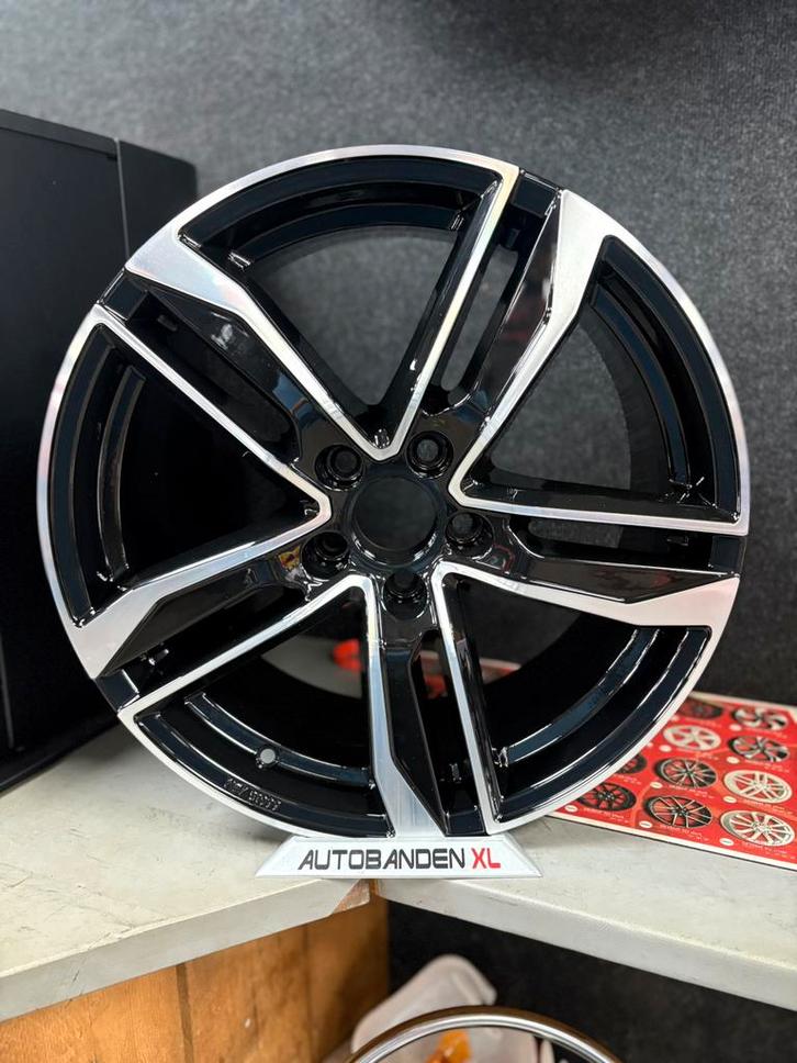 18 inch 5x108 Ford Volvo Fondmetal Italy velgen, Auto-onderdelen, Banden en Velgen, Velg(en), Zomerbanden, 18 inch, 225 mm, Personenwagen
