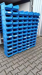Ca 80 gebruikte bakjes voor  klein Hang en Sluitwerk, Ophalen, Zo goed als nieuw, Overige materialen, Overige typen