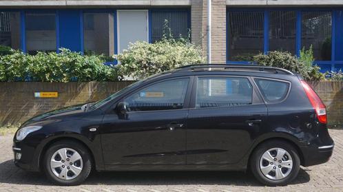 Hyundai I30 CW 1.6 CRDi Dynamic, Auto's, Hyundai, Bedrijf, Te koop, i30, ABS, Airbags, Airconditioning, Alarm, Centrale vergrendeling