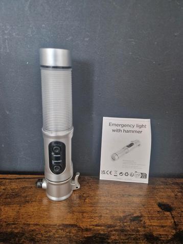 Veiligheidslicht met hamer NIEUW! beschikbaar voor biedingen