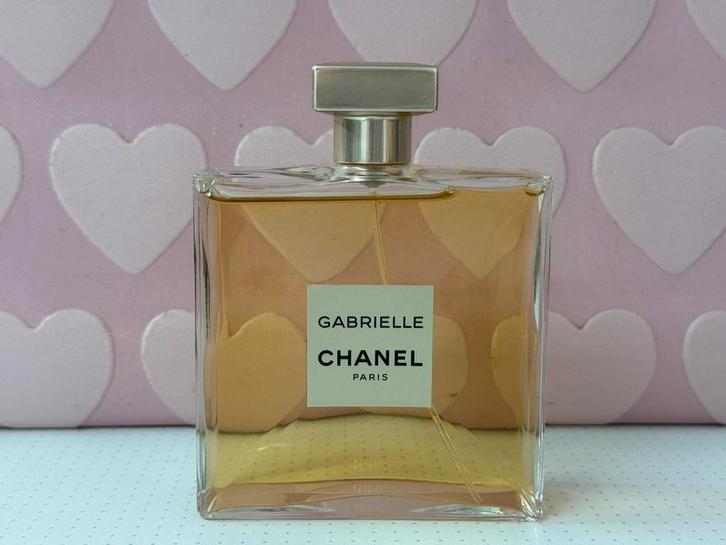 Chanel gabrielle 100ml eau de parfum, Sieraden, Tassen en Uiterlijk, Uiterlijk | Parfum, Nieuw, Ophalen of Verzenden