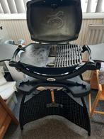 Weber Q 1200 met Stand , gas barbecues + Accessoires, WEBER BBQ, Zo goed als nieuw, Ophalen