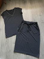 twee delig zomers set grijs glitter t-shirt en rok mt L, Savinni, Maat 42/44 (L), Ophalen of Verzenden, Zo goed als nieuw