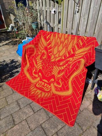Gehaakte deken/plaid "Year of the Dragon". Draak. beschikbaar voor biedingen