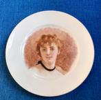 Mooi handgeschilderd vrouwenportret op porseleinen bordje, Verzenden