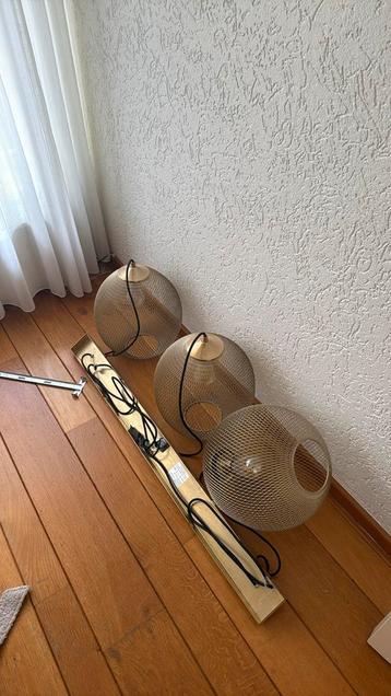 Hanglamp beschikbaar voor biedingen