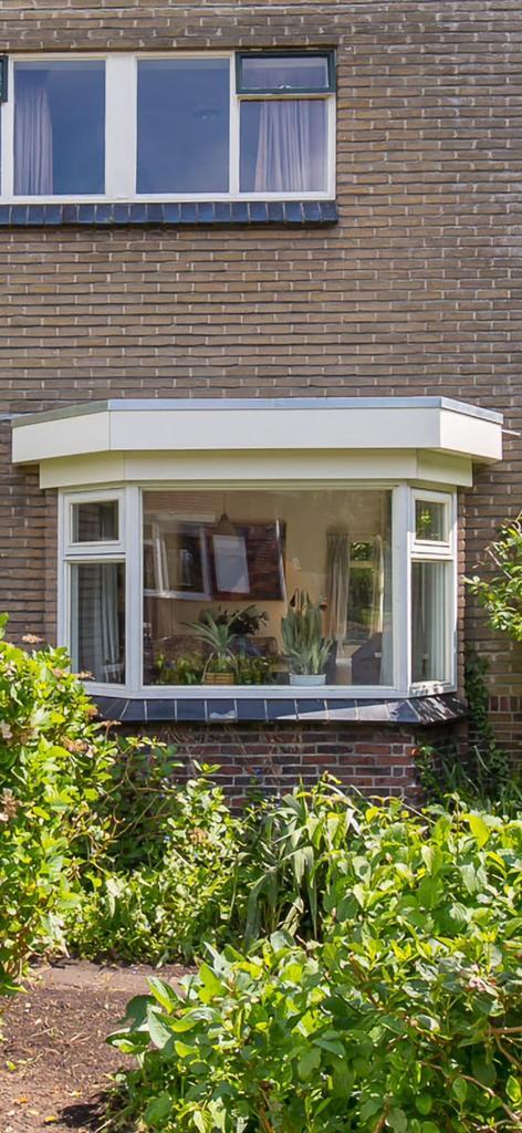 Erkerkozijn inclusief glas, Doe-het-zelf en Verbouw, Kozijnen en Schuifpuien, Zo goed als nieuw, Raamkozijn, Hout, Inclusief glas