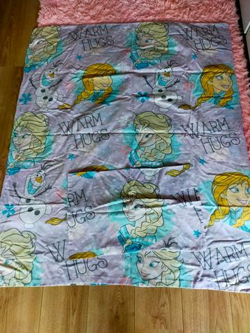 Izgs! Lief Frozen Anna en Elsa peuter dekbedovertrek!

 beschikbaar voor biedingen