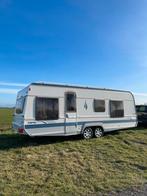 Fendt Topas 620 Caravan tandemasse incl voortent en airco!, Caravans en Kamperen, Rondzit, Bedrijf, Kachel, Tot en met 4