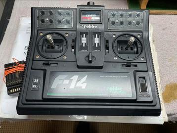 F14  35Mhz beschikbaar voor biedingen