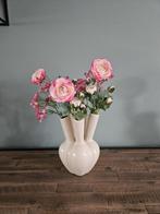 Beige vaas, incl rozen en roze takken en bloemen, Huis en Inrichting, Ophalen, Overige kleuren, Aardewerk of Porselein, Zo goed als nieuw