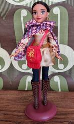 Disney barbie prinses Elena of Avalor, Verzamelen, Disney, Ophalen of Verzenden, Overige figuren, Zo goed als nieuw, Beeldje of Figuurtje