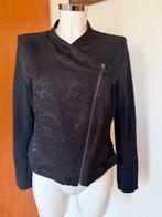 Zwart kort jasje maat 42, Ophalen of Verzenden, Zo goed als nieuw, Maat 38/40 (M), Zwart
