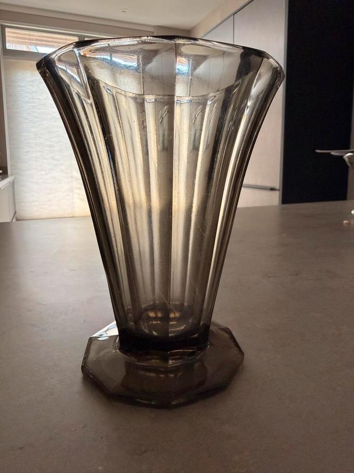 Art Deco Vaas - Grijsgroen Facetgeslepen, Antiek en Kunst, Antiek | Vazen, Ophalen of Verzenden