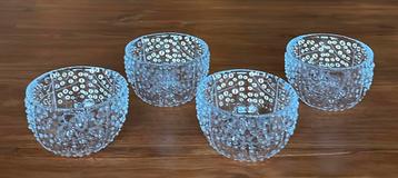4 design glazen kommetjes beschikbaar voor biedingen