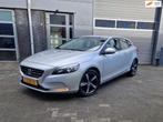 Volvo V40 1.6 D2 Momentum, Auto's, Voorwielaandrijving, Euro 5, Stof, Gebruikt