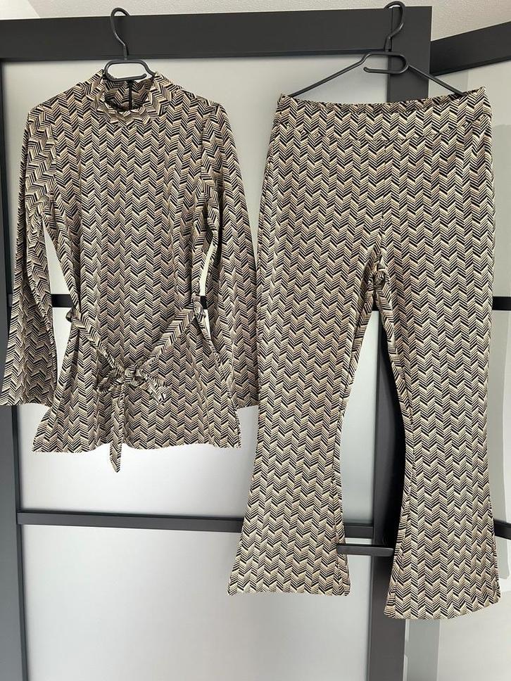 Nieuw Facet black combinatie pak van King Louie L 2652, Kleding | Dames, Jasjes, Kostuums en Pakken, Nieuw, Kostuum of Pak, Maat 42/44 (L)