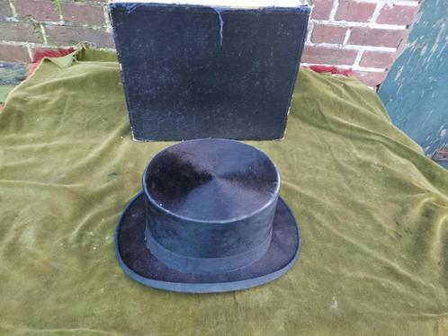 Antieke zwarte hoge hoed in hoedendoos., Antiek en Kunst, Antiek | Kleding en Accessoires, Heren, Verzenden