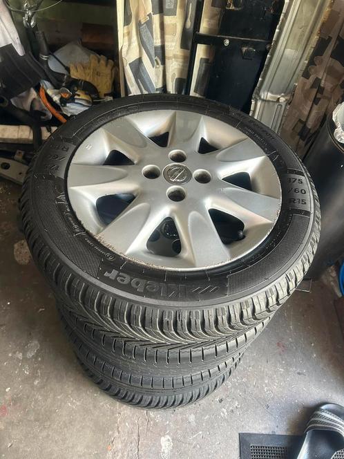 Onderdelen, sport velgen - nieuwe banden Nissan Micra 2012, Auto-onderdelen, Banden en Velgen, All Season, 15 inch, 175 mm, Personenwagen