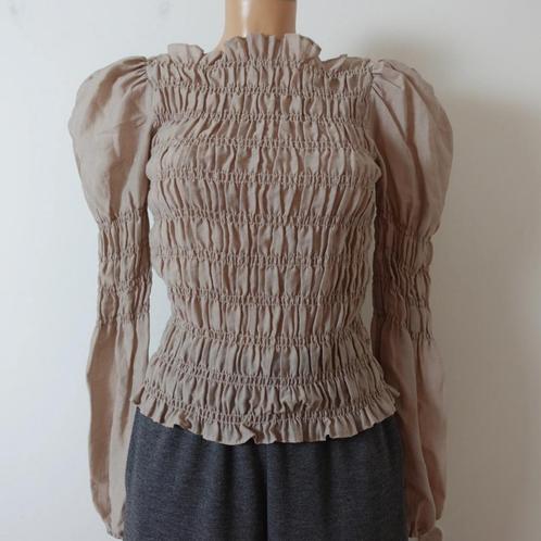 H&M beige blouse met pofmouwen en gerimpeld lijfje, maat S, Kleding | Dames, Blouses en Tunieken, Nieuw, Maat 36 (S), Beige, Verzenden
