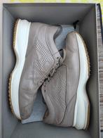 Hogan Sneakers Maat 39, Kleding | Dames, Beige, Ophalen of Verzenden, Gedragen, Sneakers of Gympen