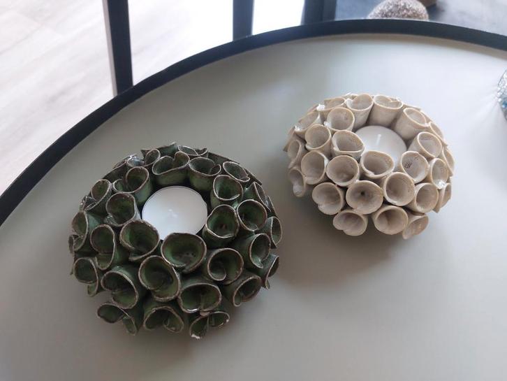 2 stuks Daan Kromhout waxinelicht Scabiosa, Huis en Inrichting, Woonaccessoires | Kandelaars en Kaarsen, Zo goed als nieuw, Minder dan 25 cm