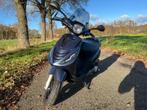 Piaggio Zip 4t 3v 2022, Fietsen en Brommers, Scooters | Piaggio, Ophalen, Maximaal 45 km/u, Zip, Zo goed als nieuw