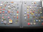 Album vol met Speldjes, Verzamelen, Speldjes, Pins en Buttons, Verzenden, Gebruikt, Overige onderwerpen