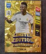 Panini Fifa365 2025   LIMITED EDITION   PREMIUM GOLD   VINI, Hobby en Vrije tijd, Stickers en Plaatjes, Verzenden, Zo goed als nieuw