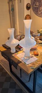 2 design vazen, Ophalen, 50 tot 75 cm, Wit, Glas