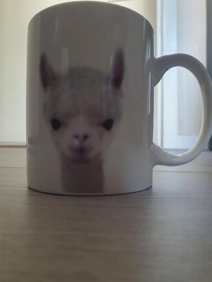 Mok met Alpaca Print, Huis en Inrichting, Keuken | Keukenbenodigdheden, Zo goed als nieuw, Ophalen of Verzenden