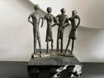 Mooi brons beeldje Corry Ammerlaan  “ VRIENDSCHAP”, Antiek en Kunst, Antiek | Koper en Brons, Ophalen of Verzenden