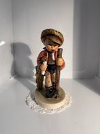 Goebel Hummel Beeldje - Op Geheime Paden #386, Ophalen of Verzenden