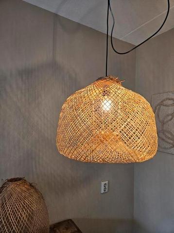 3 rotan lampenkappen  beschikbaar voor biedingen