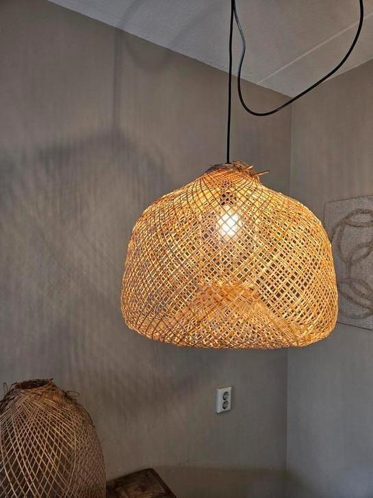 3 rotan lampenkappen, Huis en Inrichting, Lampen | Hanglampen, Gebruikt, Minder dan 50 cm, Ophalen