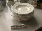 Nieuwe en zgan diepe borden 23 cm WEDGWOOD EDME, Huis en Inrichting, Keuken | Servies, Ophalen of Verzenden, Zo goed als nieuw