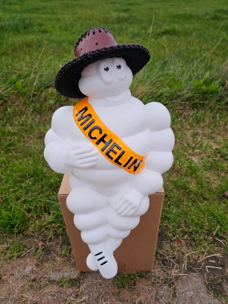 Michelin pop hoedje - donker bruin, Verzamelen, Merken en Reclamevoorwerpen, Zo goed als nieuw, Reclamebord, Ophalen of Verzenden