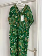 Groene Kaftan jurk Zara, Kleding | Dames, Jurken, Nieuw, Groen, Ophalen of Verzenden, Onder de knie