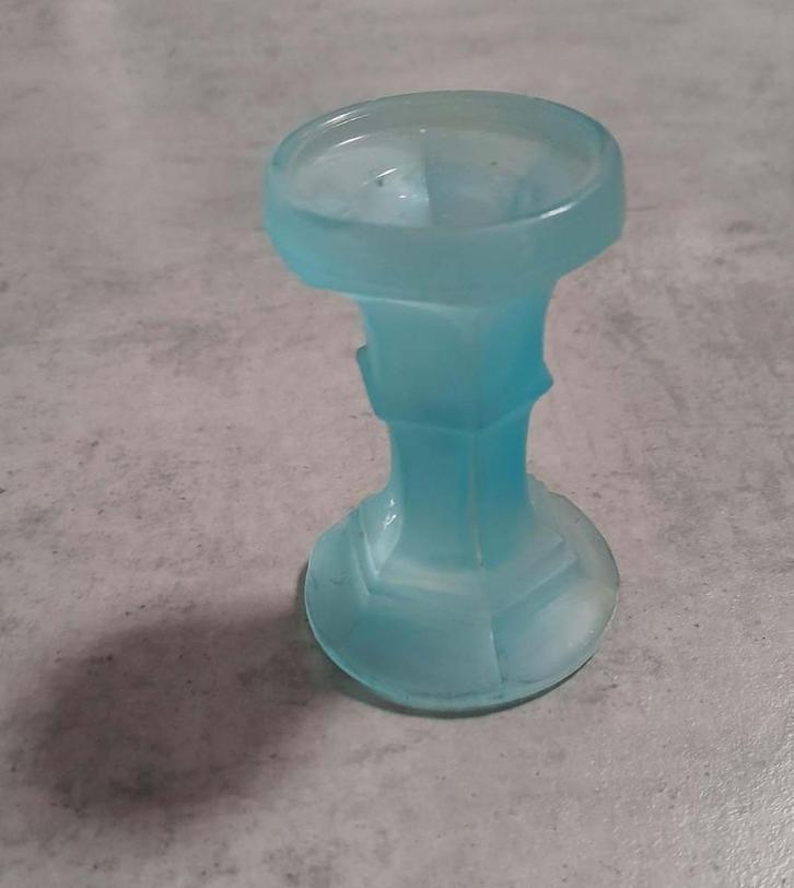 Glazen KANDELAAR. 8 cm hoog x bovenkant 4,5 cm doorsnee, Huis en Inrichting, Woonaccessoires | Kandelaars en Kaarsen, Zo goed als nieuw